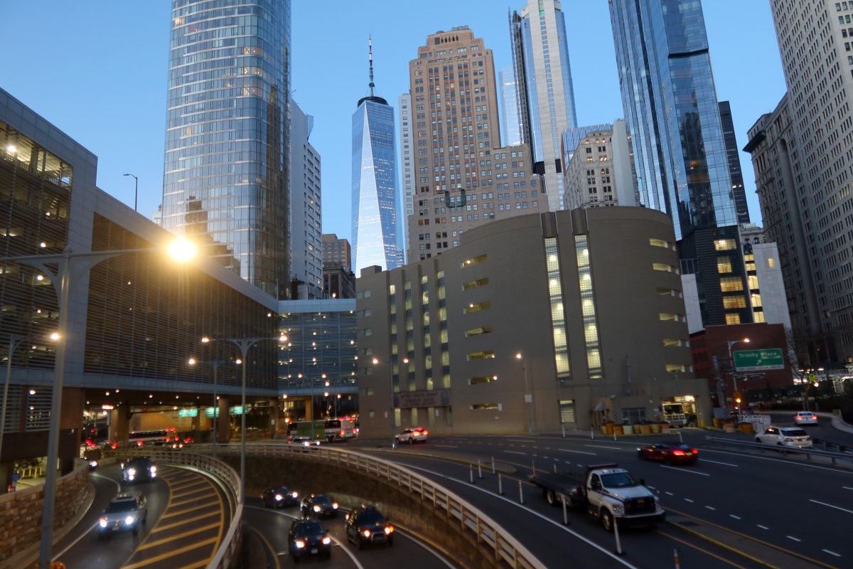 Early data is out! Has congestion pricing in NYC been successful so far in reducing traffic in Manhattan? 3 Hugh Carey Tunnel