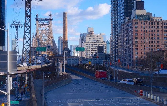 Congestion pricing: New Yorkers react to Trump's move to end congestion pricing 2 Ed Koch-Queensboro Bridge traffic light during congestion pricing