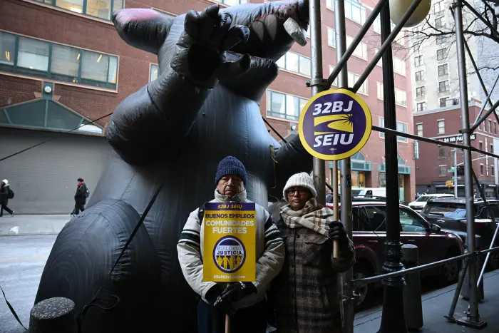 'I live in fear': Essential workers rallying against Con Edison rate hike proposals 2 One of New York's largest labor unions is set to protest Con Edison's proposed rate increase with a rally on Feb. 20.