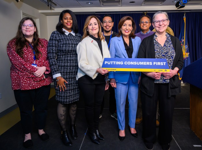 'Intolerable': Hochul pushes back at Con Edison's proposed rate hikes, says it makes New York less affordable 3 Governor Hochul's also directed the Department of Public Service to conduct a statewide audit of utility company salaries and compensation to ensure New York ratepayers are getting a fair deal.