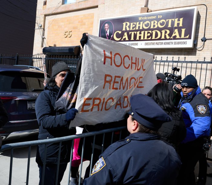 Crisis at City Hall: Speaker Adams demands mayor resign, Comptroller Lander threatens to call 'Inability Committee' to seek Eric Adams' ouster 4