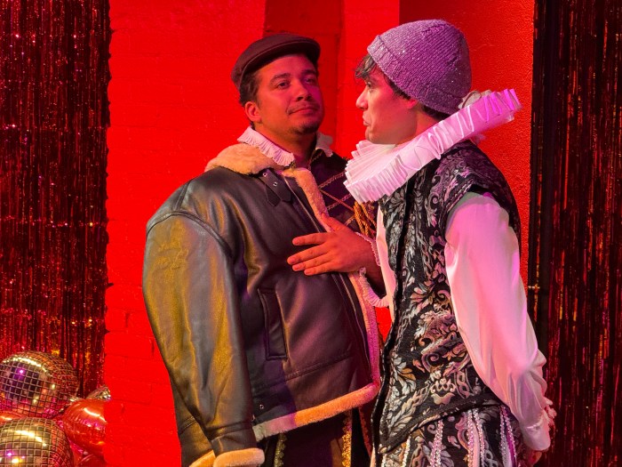 Latino dating app Chispa debuts 'AMOR WITH NO B.S.' campaign with off-Broadway production reimagining Shakespeare 3 The show included a Bad Bunny/ Shakespeare mashup complete with balloons and confetti.
