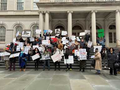 NYC homeowners and small businesses rally for reform in short-term rental regulations 38 Homeowners protest strict home sharing rules claiming recent laws have harmed the city's economy.
