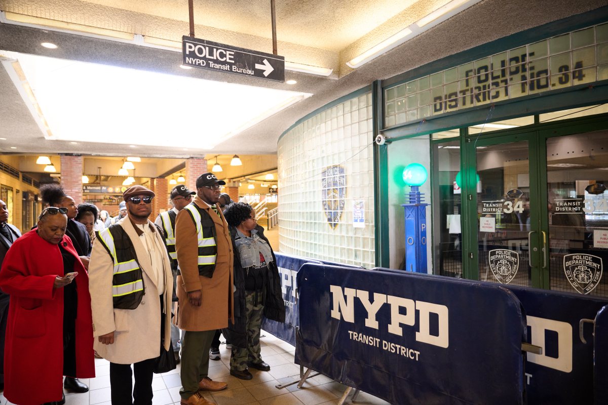 Coney Island mother, clergy demand arrests after teen's gang assault at subway station 5