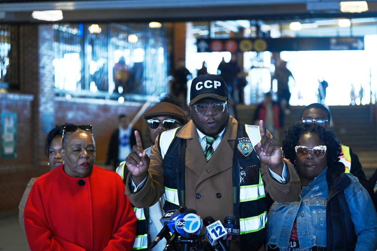 Coney Island mother, clergy demand arrests after teen's gang assault at subway station 6