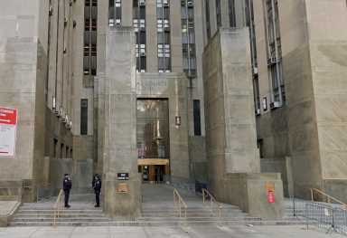 Exterior of Manhattan criminal court house