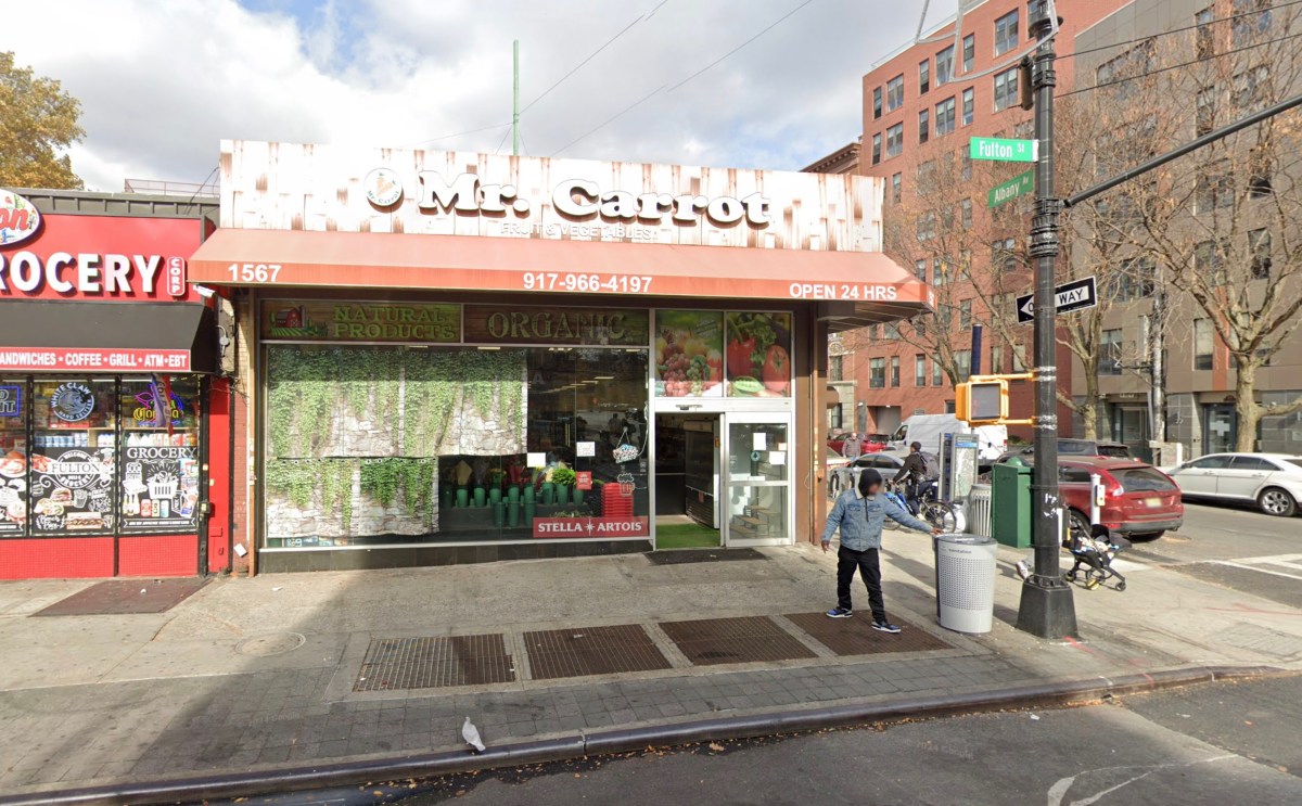 Scene where Brooklyn man was stabbed dead