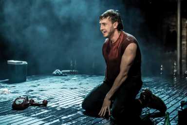 Broadway | 'Streetcar' opens at Brooklyn Academy of Music, 'Othello' with Denzel Washington smashes box office record and more 42 Tennessee Williams' classic drama "A Streetcar Named Desire" is back on the stage in New York — with a new London production that opened at the Brooklyn Academy of Music starring Paul Mescal, recently of "Gladiator II."