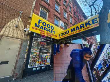 Harlem deli worker stabbed in the neck as masked attacker attempted to steal a cake 33 harlem slash
