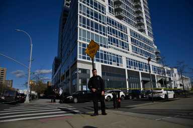 Brooklyn shooting suspect still at large for slaying 18-year-old man on street in broad daylight 44 Cop ropes off scene of deadly Brooklyn shooting in front of apartment building.
