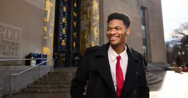 Op-Ed | How we’re connecting more CUNY students to careers 8 PHOTO – CUNY_Student_Brooklyn_Public_Library