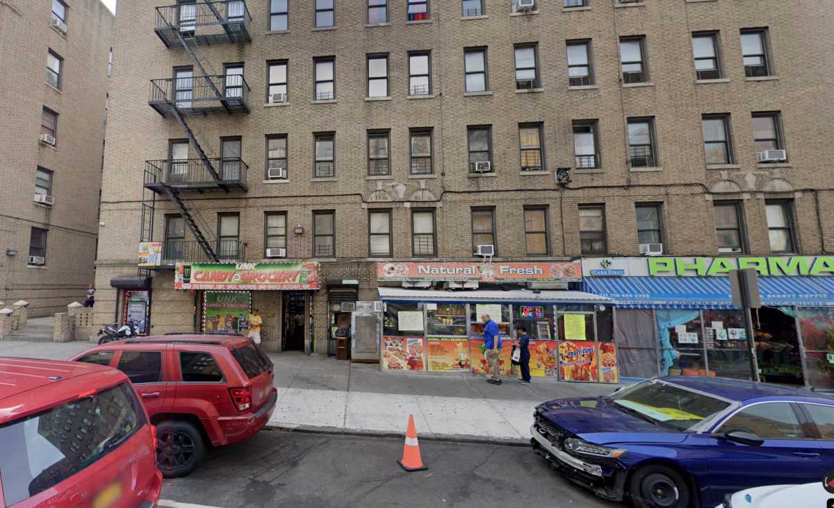 Bronx shooting leaves Yonkers man dead, woman wounded: cops 2 Scene of deadly Bronx shooting