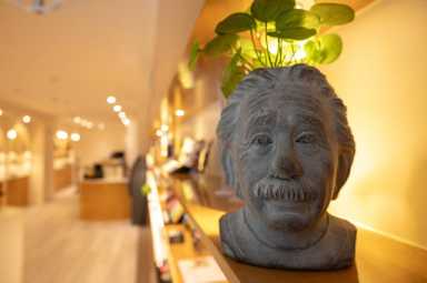 How Green Genius Dispensary Is Redefining Cannabis Retail in Manhattan's Competitive Market 11 gg