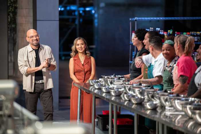 Michael Symon talks intense new season of Food Network's '24 in 24: Last Chef Standing' 4 Host Michael Symon and Esther Choi introduce the first challenge, as seen on "24 in 24: Last Chef Standing"