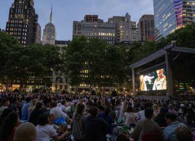 Summer movie series lights up city parks with free, outdoor films 1 Tis the season for outdoor movie nights! NYC Parks welcome back series of free, outdoor movies all summer long.