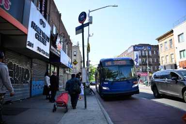 Multiple people injured after MTA bus crash in Canarsie 30 a NYC bus approaches a bus stop