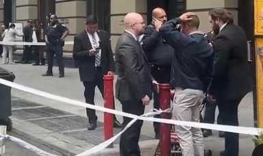Soho stabbing: Panhandlers' argument leads to bloody assault near subway station 6 Cops at scene of Soho stabbing between panhandlers