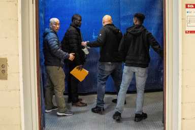 ICE agents arrest Haitian migrant in Manhattan court