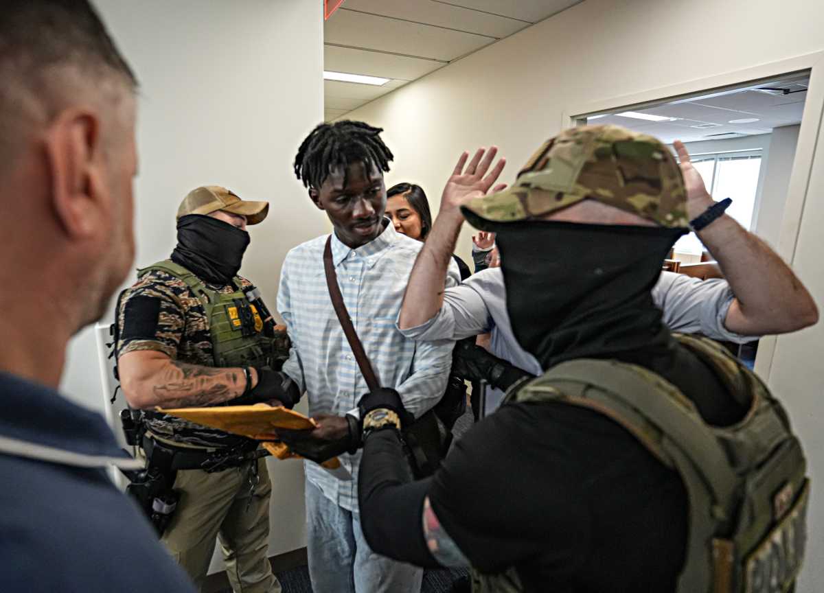 ICE hardens: Masked agents intimidate reporters while seizing more immigrants at Lower Manhattan court 8