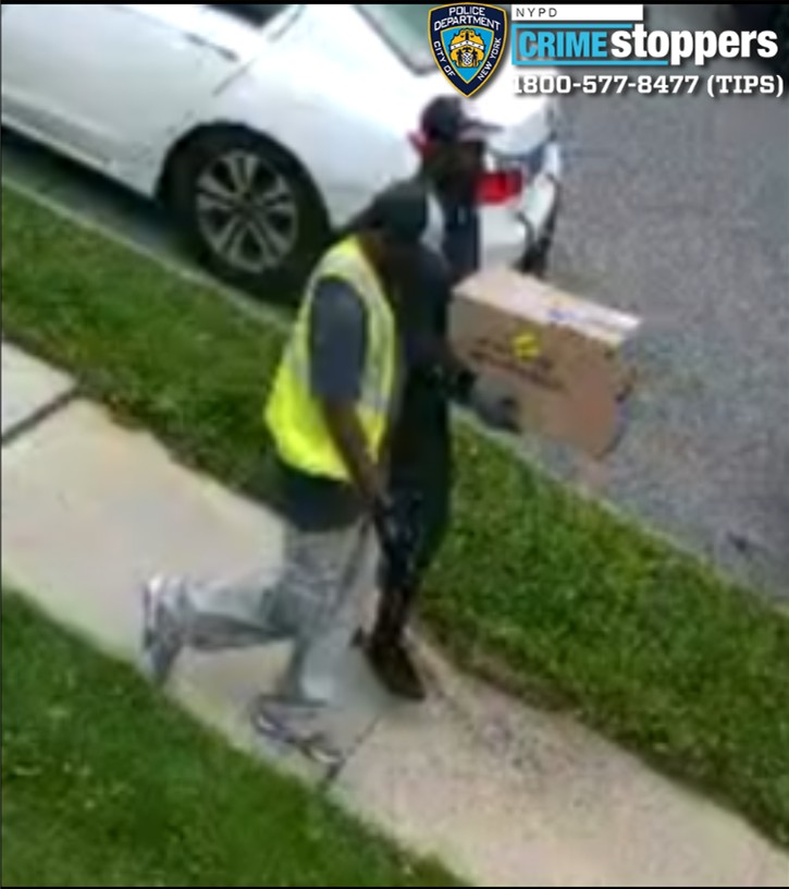 Police release surveillance images of Queens home invaders who posed as Amazon workers and stole small fortune 2