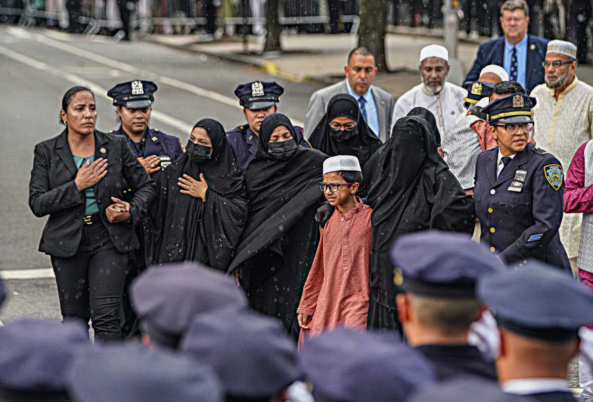 NYPD officer slain in Midtown mass shooting given a hero's tribute at Bronx funeral 6