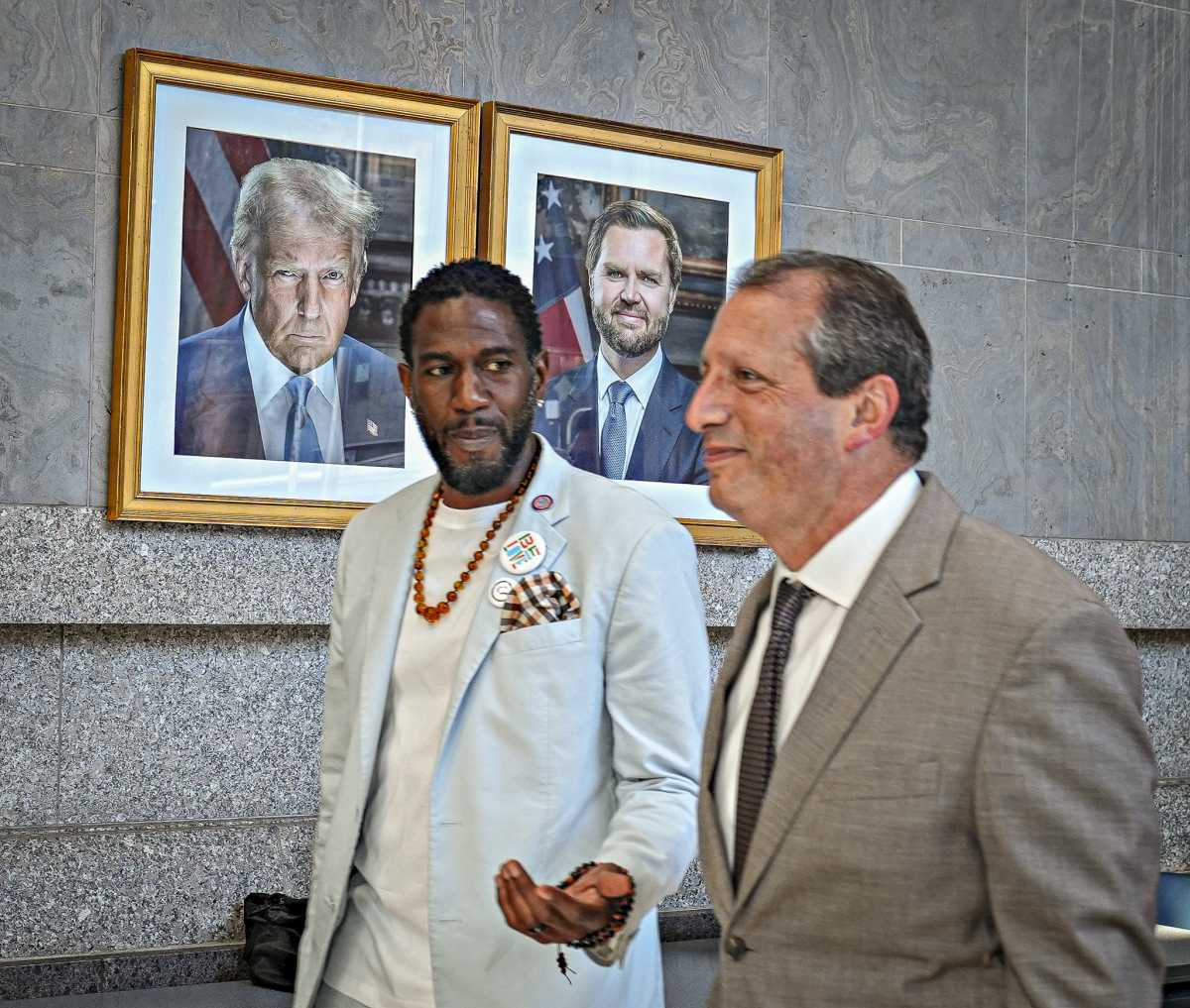 'Where is my daddy?': ICE separates more families in Lower Manhattan 3