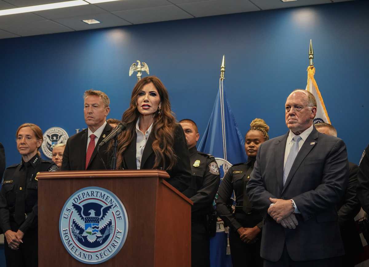 Noem, Homan vow ICE agent surge in NYC, slam Mayor Adams after off-duty Border Patrol shot in Manhattan park 2