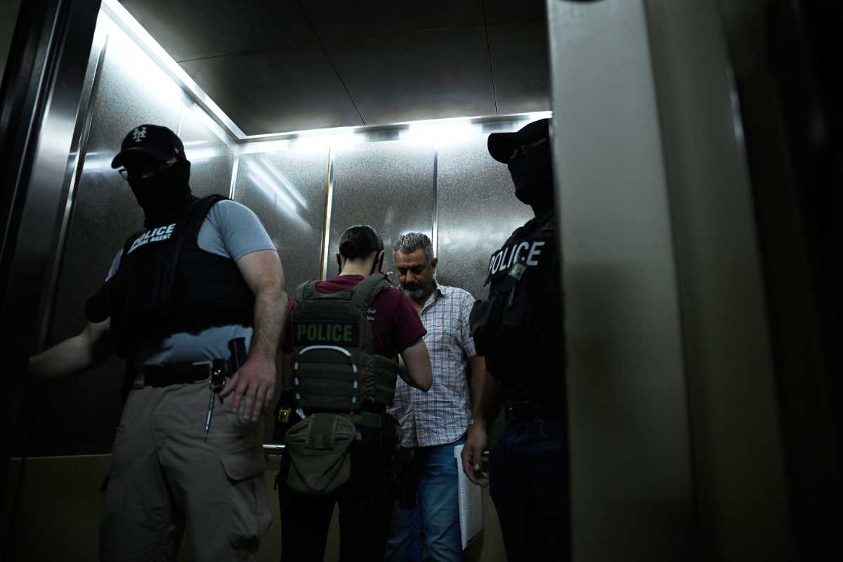 'They're shackled by their arms, their legs and their waist': U.S. Rep. Dan Goldman details horrific ICE conditions 4