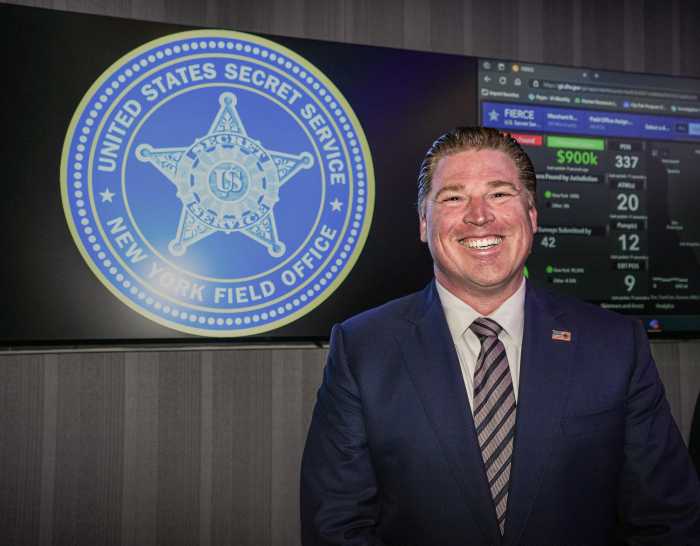 9/11 survivor and NYC Secret Service head Patrick Freaney to retire after 25-year career of protecting presidents and New Yorkers 11