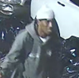 15-year-old Bronx girl raped inside her home: cops 40 suspect in white hat and gray coat believed to be responsible for bronx rape