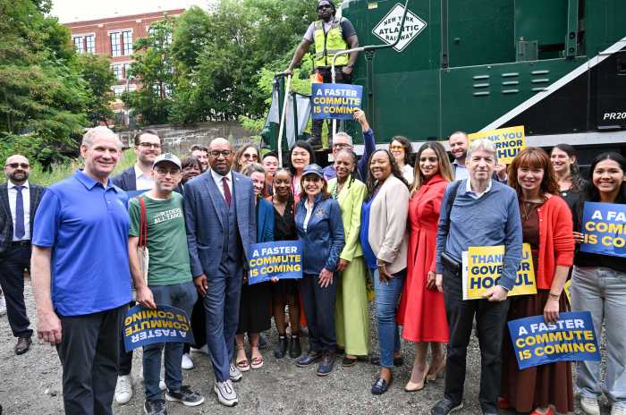 Interborough Express: Gov. Hochul kicks off project design for long-awaited Brooklyn-Queens IBX 2 Governor Kathy Hochul announced the project design kickoff for the Interborough Express in Brooklyn on Friday.