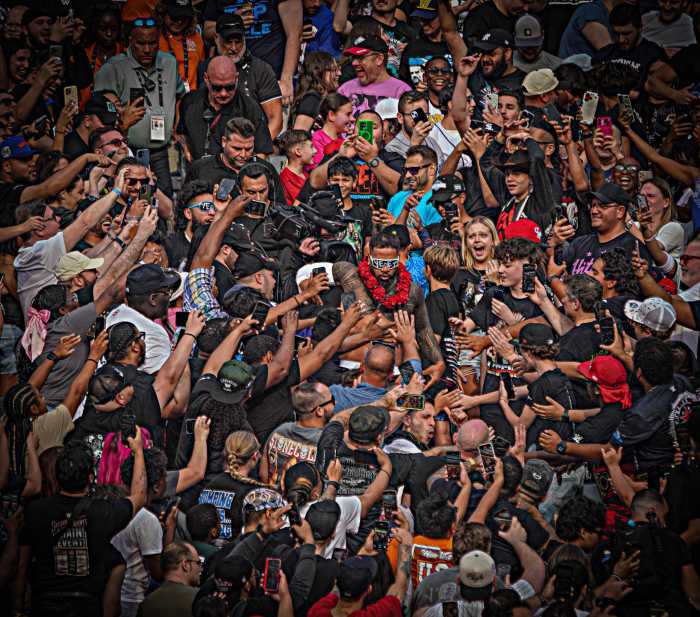 Thousands flood MetLife Stadium for first-ever two-night WWE SummerSlam 4