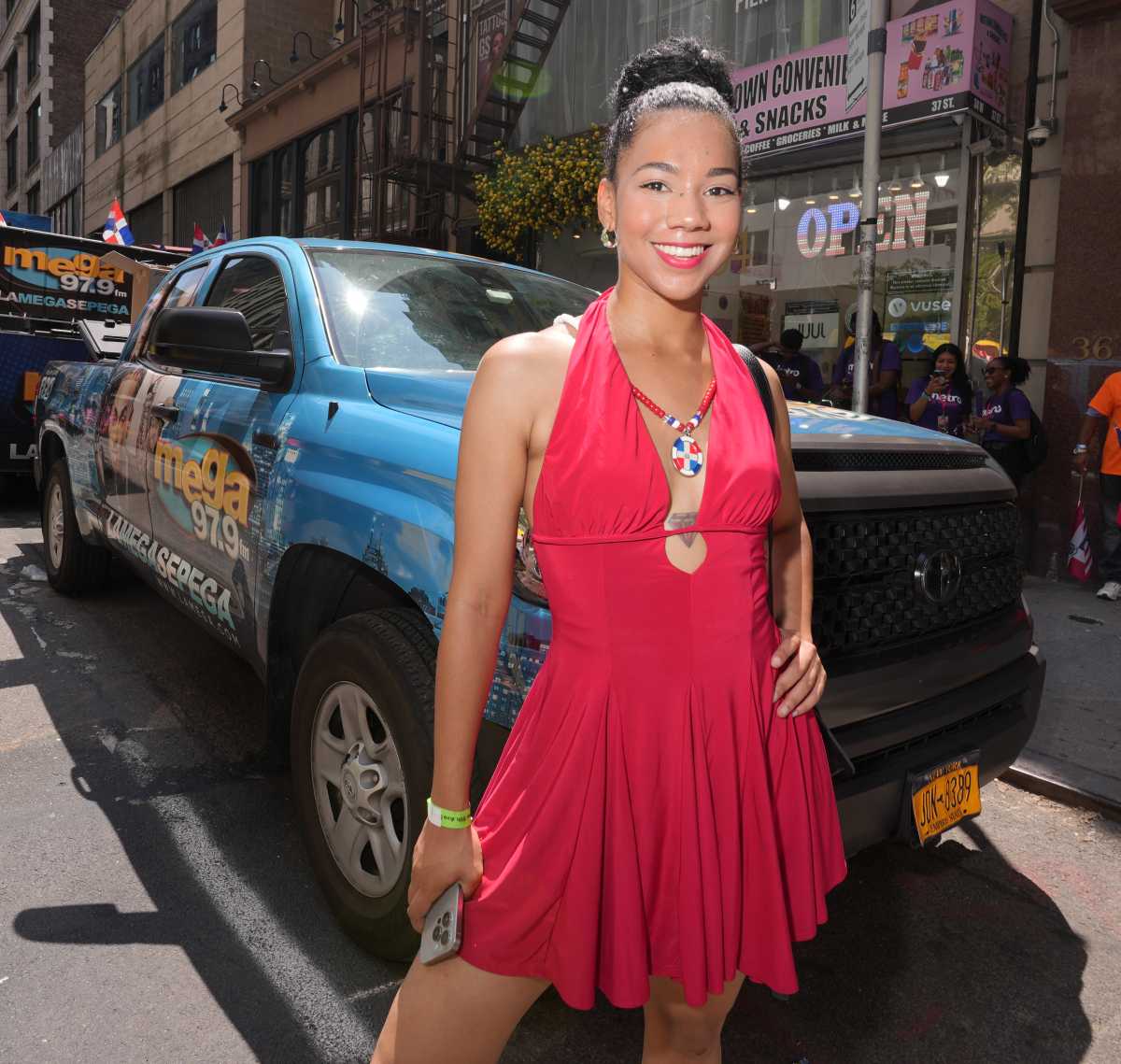 National Dominican Day Parade lights up Midtown with song and dance 15