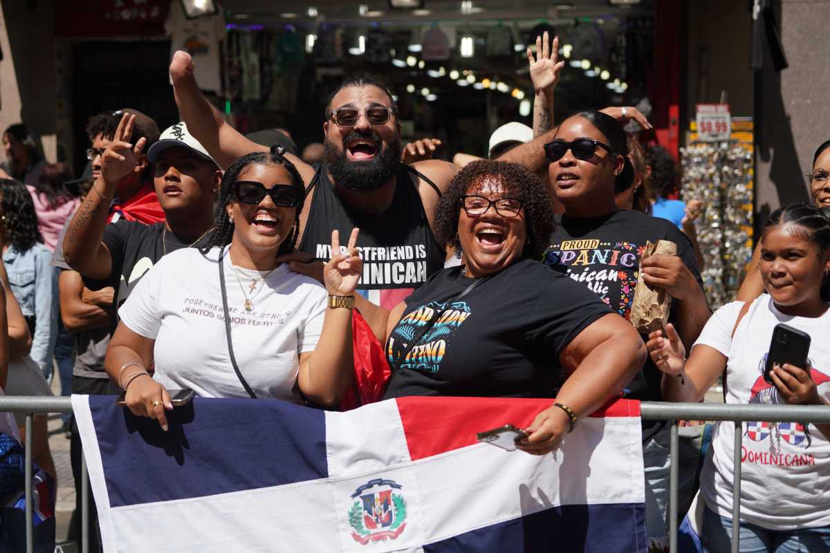 National Dominican Day Parade lights up Midtown with song and dance 18