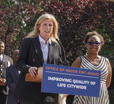 Q-Teams come to Queens: NYPD unit tackling quality of life issues goes borough wide 5 DSC09927