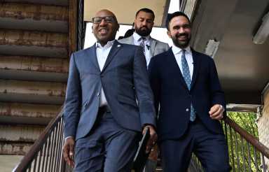 NYC Mayor's Race: Queens BP Richards backs Mamdani, urges other 'on the fence' Dems to as well 19 Queens Borough President Donovan Richards (left) endorsed Democratic mayoral nominee Zohran Mamdani. Friday, Aug. 15, 2025.