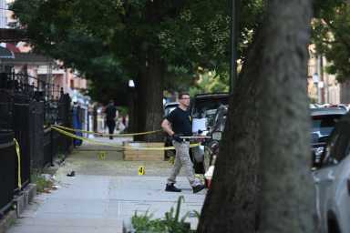 23-year-old killed in early morning shooting on Brooklyn street: cops 15 DSC_7873