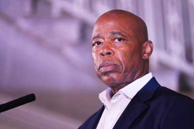 Mayor Adams says 'hell no' to stepping down amid latest bribery charges against ex-top aides 35 DSC_9476