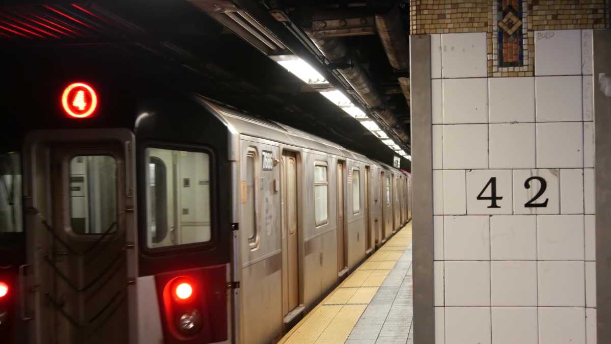 The MTA announced upcoming weekend service suspensions on the 4, 5 and 6 lines south of Grand Central for track replacement work scheduled Aug. 15–18 and Aug. 22–25.