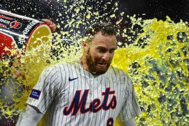 Chronicling Mets' chaotic 5th inning, dramatic 9th in walk-off win over Phillies 19 Brandon Nimmo Mets walk-off Phillies