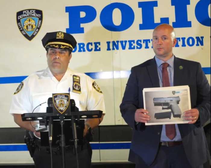 Off-duty cop shoots man dead in Manhattan in NYPD's third police-involved shooting in five days 5 two NYPD officials speak at press conference at Manhattan police-involved shooting